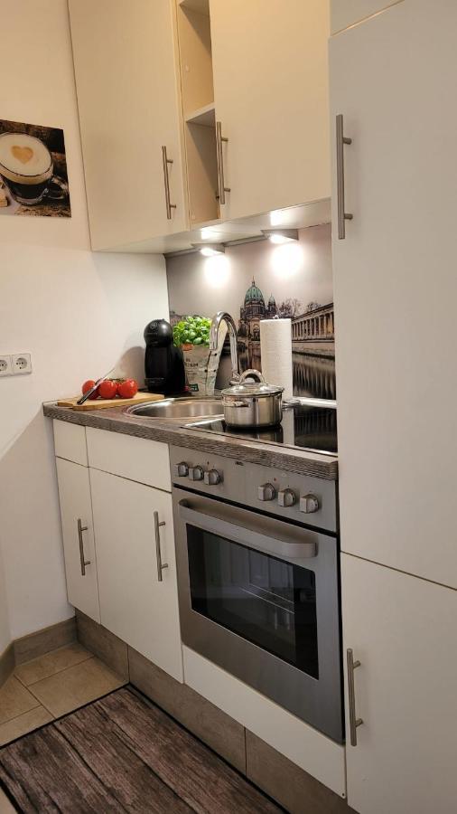 Berlin-Oase - Schnuckelige Ferienwohnung An Der Grenze Zu Berlin Шенефельд Екстер'єр фото